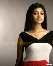 Tamil Actress Oviya Stills