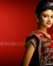 Tamil Actress Oviya Stills