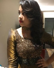 Tamil Actress Sri Divya Photoshoot Pictures 02