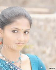 Tamil Actress Sunaina Photo Gallery