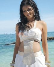 Tamil Actress Sunaina Pictures