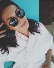Tamil And Malayalam Actress Catherine Tresa Photos