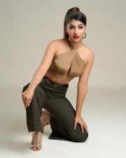 Tamil Film Actress Yashika Aannand Photoshoot Pictures 02 Tamil Film Actress Yashika Aannand Photoshoot Pictures 02