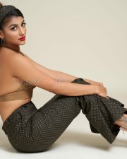 Tamil Film Actress Yashika Aannand Photoshoot Pictures 06 Tamil Film Actress Yashika Aannand Photoshoot Pictures 06