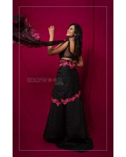 Tamil Heroine Ramya Pandian Glam Photoshoot Stills 03