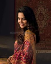 Tamil and Malayalam Actress Anagha Pictures 01