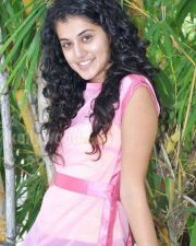 Tapsee Without Makeup Pictures