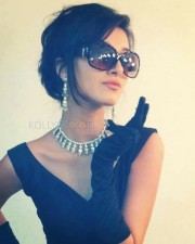 Tara Sutaria Sexy Hot Photos