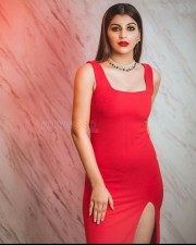 Yashika Aannand (Yaashika Aanand) 21 Teen Actress Yashika Aannand Photoshoot Pictures