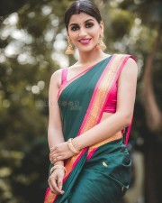 Yashika Aannand (Yaashika Aanand) 20 Teen Actress Yashika Aannand Photoshoot Pictures