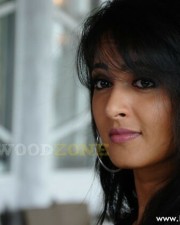 Telugu Actress Anuskha Stills