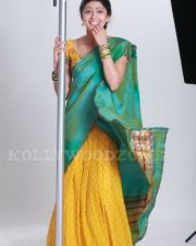 Telugu Actress Pranitha Sexy Stills