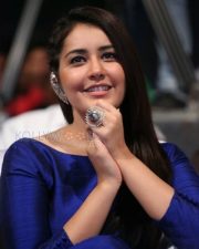 Telugu Actress Rashi Khanna New Pictures