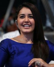 Telugu Actress Rashi Khanna New Pictures