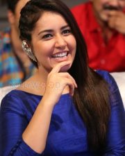 Telugu Actress Rashi Khanna New Pictures