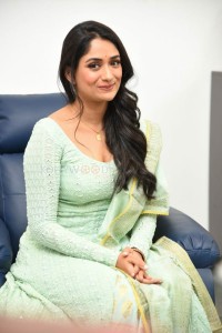 Telugu Actress Sandhya Raju at Natyam Movie Interview Pictures 75