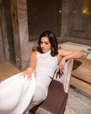 Tempting Catherine Tresa in a White Halter Neck Sleeveless Jumpsuit Photos 03