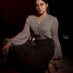 Poorna (Shamna Kasim) 25 Thalaivi Movie Heroine Shamna Kasim Photoshoot Stills