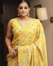 The Family Man Actress Priyamani Photoshoot Pictures