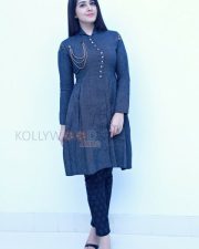 Tollywood Actress Raashi Khanna Pictures