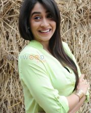 Tollywood Actress Regina Pics
