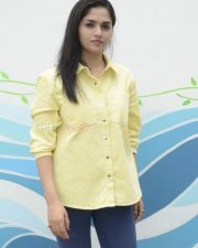 Tollywood Heroine Sunaina Interview Pictures