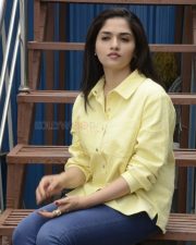 Tollywood Heroine Sunaina Interview Pictures