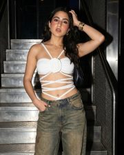 Trendy Actress Sara Ali Khan in a white crop top Photos 03