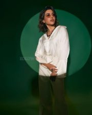 Trendy Samantha Ruth Prabhu in White Photos 03 Trendy Samantha Ruth Prabhu in White Photos 03