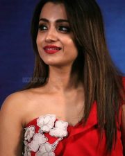 Trisha Krishnan at Mohini Movie Press Meet Pictures