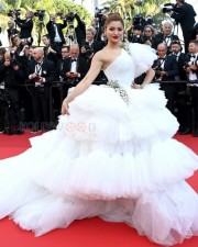 Urvashi Rautela at Cannes 2022 Red Carpet Pictures 01