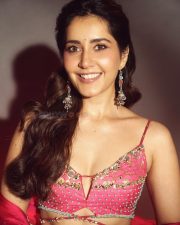 Ustaad Bhagat Singh Heroine Raashii Khanna in a Traditional Pink Dil Ruba Aria Lehenga Set Photos 02