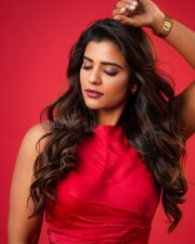Uttarakaanda Actress Aishwarya Rajesh in a Vibrant Sleeveless Red Maxi Dress Pictures 02