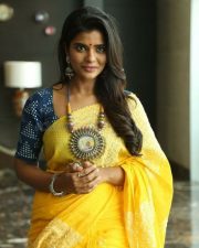 Vada Chennai Heroine Aishwarya Rajesh Yellow Saree Photos