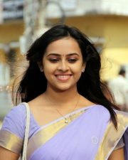 Varadhi Movie Heroine Sri Divya Pictures