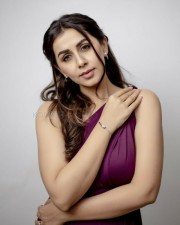 Vattam Actress Nikki Galrani Photoshoot Pictures