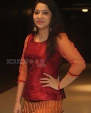 Vj Ramya At Unakkenna Venum Sollu Trailer Launch Stills