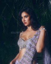 Welcome to the Jungle Actress Disha Patani in a Lavender Sequin Saree with a Shimmering Silver Sleeveless Cleavage Blouse Photos 10