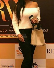 Yashika Aannand (Yaashika Aanand) 12 Yashika Anand Private Party Photos