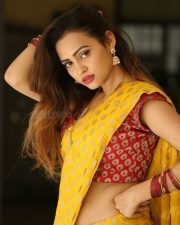 Actress Geetha Shah Hot Photos