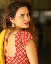 Actress Geetha Shah Hot Photos