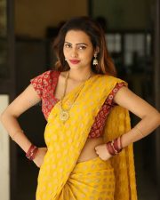 Actress Geetha Shah Hot Photos