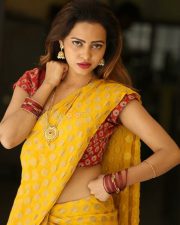 Actress Geetha Shah Hot Photos