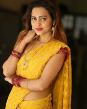 Actress Geetha Shah Hot Photos