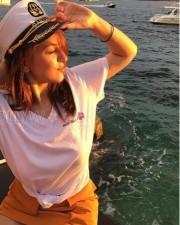 Actress Hansika New Pics