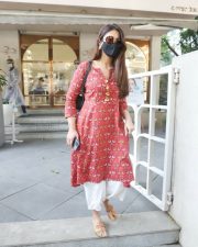 Actress Ileana DCruz spotted at Bandra Photos