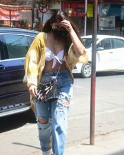 Actress Ileana DCruz spotted in Bandra Photos