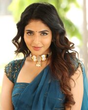 Actress Iswarya Menon at Bhaje Vaayu Vegam Thanks Meet Photos 15