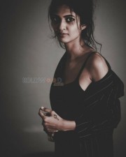 Actress Keerthi Pandian Photoshoot Pictures