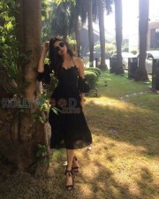 Actress Mouni Roy Pics